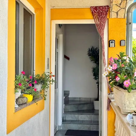 Emanuela Apartamento